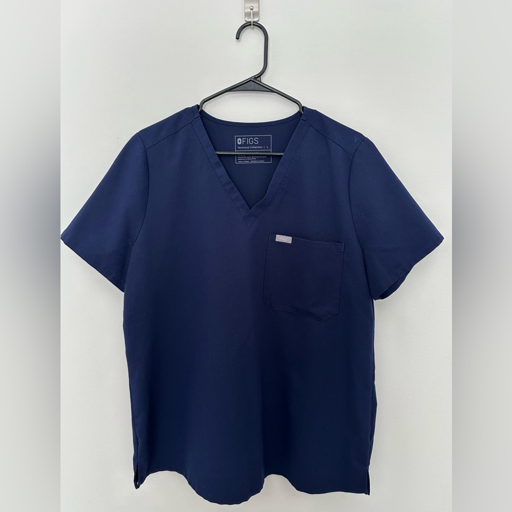 Figs Scrub Top
